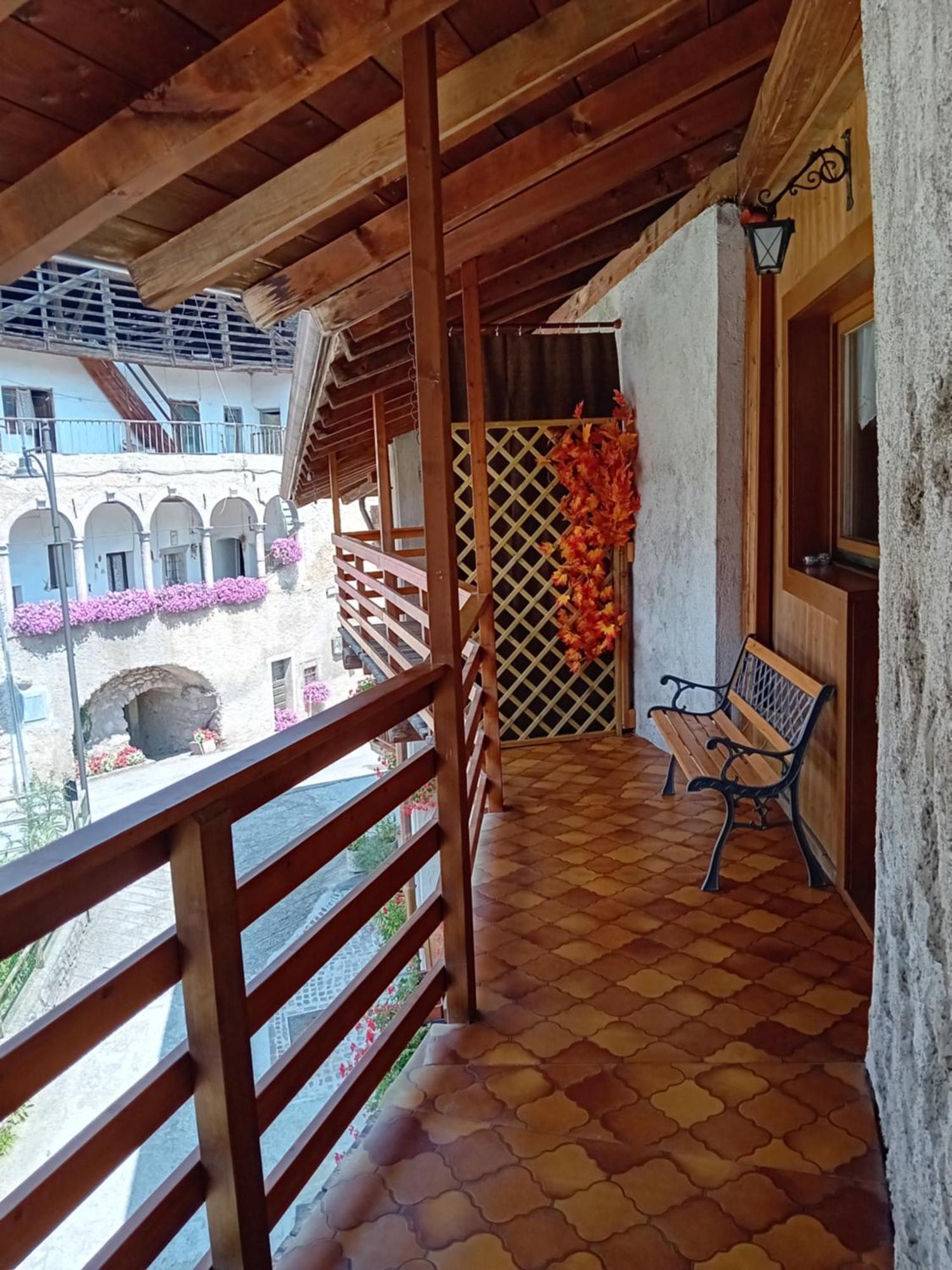 Alloggio La Falesia San Lorenzo Dorsino Extérieur photo